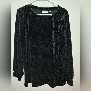 Elegant Black Velvet Long Sleeve Top